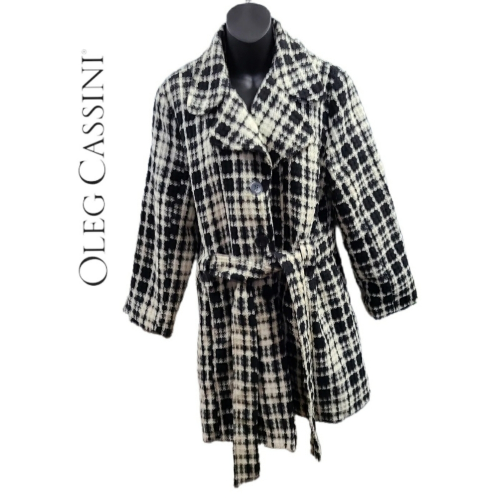 OLEG CASSINI BLACK & WHITE TWEED PEA COAT